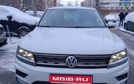 Volkswagen Tiguan II, 2017 год, 1 580 000 рублей, 6 фотография