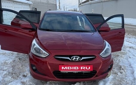 Hyundai Solaris II рестайлинг, 2014 год, 880 000 рублей, 13 фотография