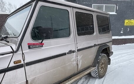 Mercedes-Benz G-Класс W463 рестайлинг _ii, 1986 год, 600 000 рублей, 4 фотография