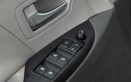 Toyota Sienna III, 2016 год, 2 548 077 рублей, 19 фотография