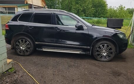 Volkswagen Touareg III, 2010 год, 1 600 000 рублей, 1 фотография