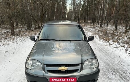 Chevrolet Niva I рестайлинг, 2020 год, 650 000 рублей, 1 фотография