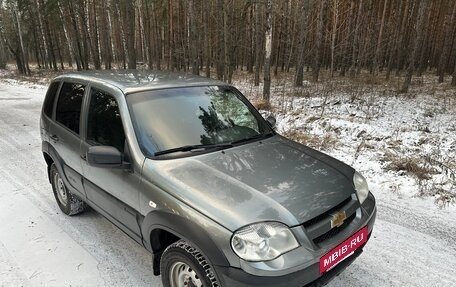 Chevrolet Niva I рестайлинг, 2020 год, 650 000 рублей, 3 фотография