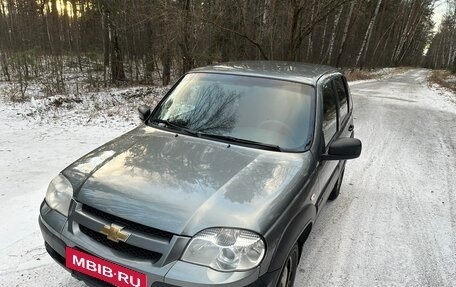 Chevrolet Niva I рестайлинг, 2020 год, 650 000 рублей, 20 фотография