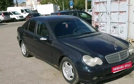 Mercedes-Benz C-Класс, 2001 год, 400 000 рублей, 3 фотография
