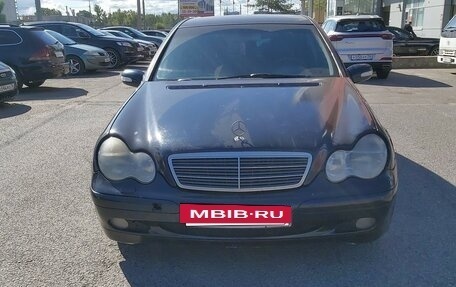 Mercedes-Benz C-Класс, 2001 год, 400 000 рублей, 8 фотография