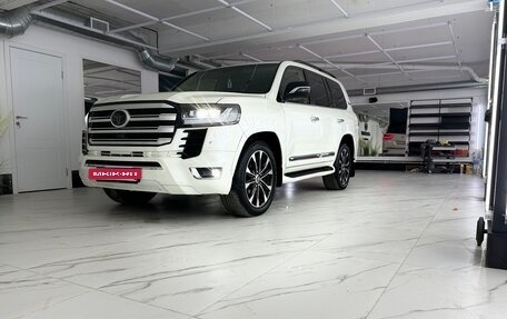 Toyota Land Cruiser 200, 2015 год, 5 350 000 рублей, 16 фотография