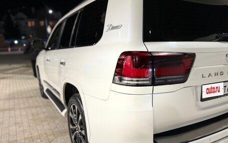 Toyota Land Cruiser 200, 2015 год, 5 350 000 рублей, 35 фотография