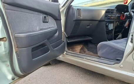 Toyota Carina, 1990 год, 350 000 рублей, 6 фотография