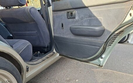 Toyota Carina, 1990 год, 350 000 рублей, 2 фотография