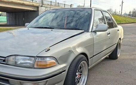 Toyota Carina, 1990 год, 350 000 рублей, 15 фотография