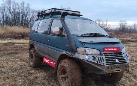 Mitsubishi Delica IV, 1995 год, 889 000 рублей, 1 фотография