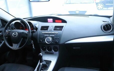 Mazda 3, 2011 год, 647 000 рублей, 11 фотография