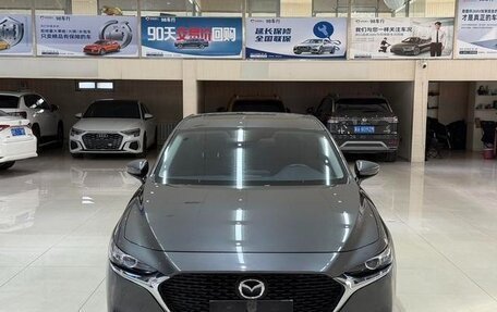 Mazda 3, 2022 год, 1 250 000 рублей, 2 фотография