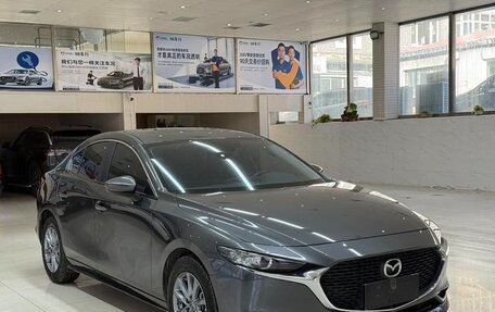 Mazda 3, 2022 год, 1 250 000 рублей, 3 фотография