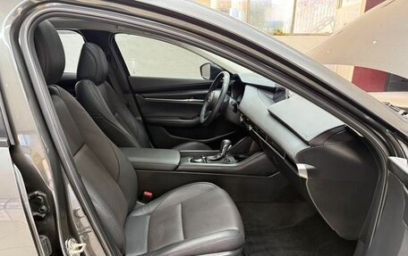 Mazda 3, 2022 год, 1 250 000 рублей, 16 фотография