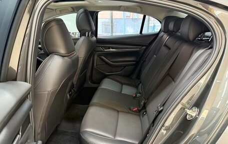 Mazda 3, 2022 год, 1 250 000 рублей, 20 фотография