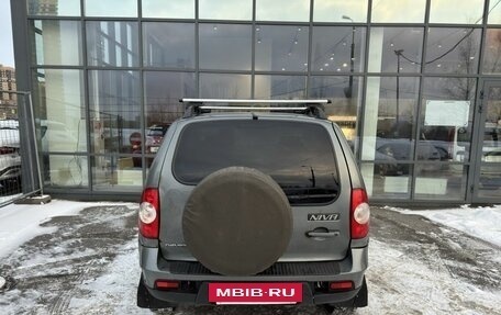 Chevrolet Niva I рестайлинг, 2017 год, 599 000 рублей, 6 фотография