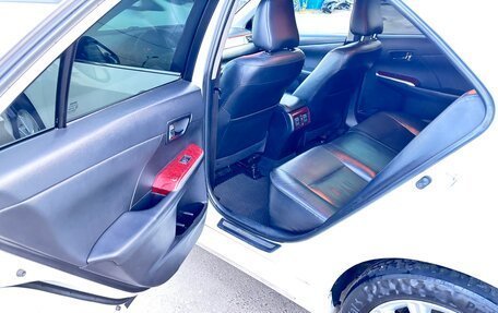 Toyota Camry, 2014 год, 1 250 000 рублей, 14 фотография