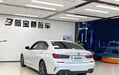 BMW 3 серия, 2021 год, 2 990 000 рублей, 18 фотография