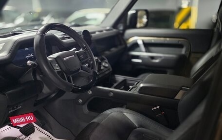 Land Rover Defender II, 2021 год, 4 650 000 рублей, 6 фотография