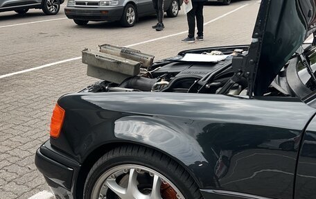 Mercedes-Benz E-Класс, 1993 год, 3 000 000 рублей, 2 фотография