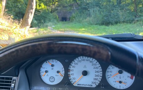 Mercedes-Benz E-Класс, 1993 год, 3 000 000 рублей, 17 фотография