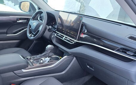 Toyota Highlander, 2025 год, 5 240 000 рублей, 15 фотография