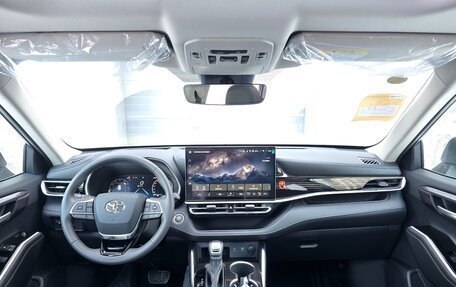 Toyota Highlander, 2025 год, 5 240 000 рублей, 13 фотография