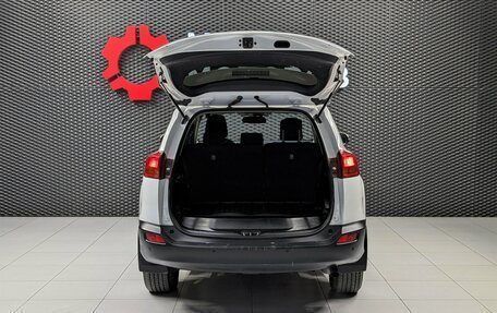 Toyota RAV4, 2015 год, 1 660 000 рублей, 10 фотография