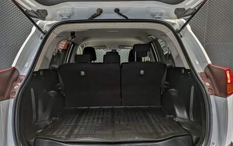 Toyota RAV4, 2015 год, 1 660 000 рублей, 11 фотография