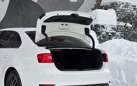 Volkswagen Jetta VI, 2014 год, 1 100 000 рублей, 18 фотография