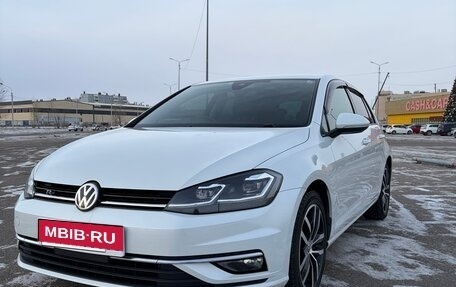 Volkswagen Golf VII, 2018 год, 1 680 000 рублей, 1 фотография