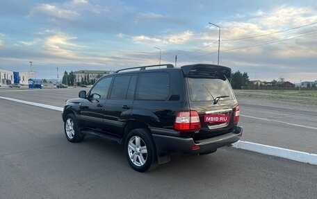 Toyota Land Cruiser 100 рестайлинг 2, 2006 год, 1 990 000 рублей, 3 фотография