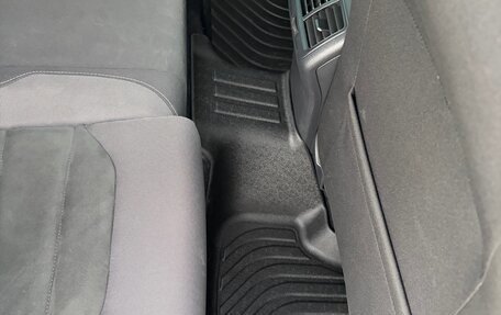 Volkswagen Golf VII, 2018 год, 1 680 000 рублей, 21 фотография