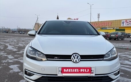 Volkswagen Golf VII, 2018 год, 1 680 000 рублей, 14 фотография