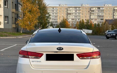 KIA Optima IV, 2018 год, 2 300 000 рублей, 10 фотография