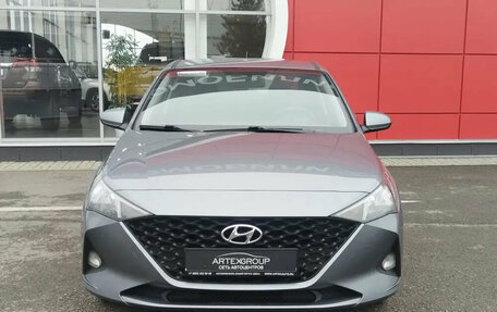 Hyundai Solaris II рестайлинг, 2020 год, 1 550 000 рублей, 2 фотография