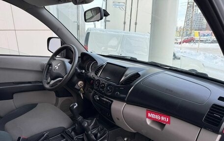 Mitsubishi L200 IV рестайлинг, 2012 год, 1 598 000 рублей, 11 фотография