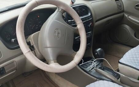 Hyundai Sonata IV рестайлинг, 1999 год, 250 000 рублей, 2 фотография