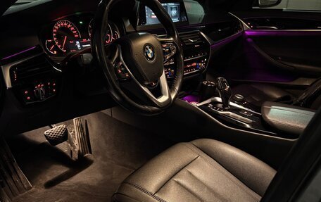 BMW 5 серия, 2018 год, 3 250 000 рублей, 4 фотография