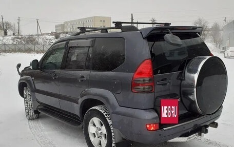 Toyota Land Cruiser Prado 120 рестайлинг, 2003 год, 2 000 000 рублей, 2 фотография