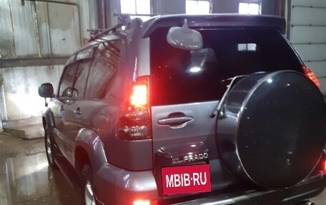 Toyota Land Cruiser Prado 120 рестайлинг, 2003 год, 2 000 000 рублей, 5 фотография