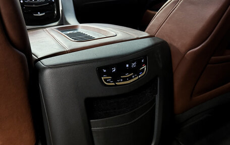 Cadillac Escalade IV, 2019 год, 5 350 000 рублей, 27 фотография