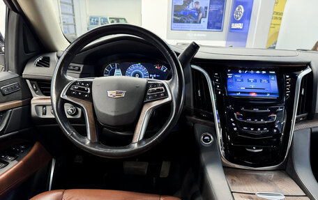 Cadillac Escalade IV, 2019 год, 5 350 000 рублей, 30 фотография