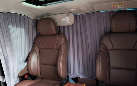 Hyundai Grand Starex Grand Starex I рестайлинг 2, 2020 год, 4 950 000 рублей, 11 фотография