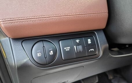 Hyundai Grand Starex Grand Starex I рестайлинг 2, 2020 год, 4 950 000 рублей, 28 фотография