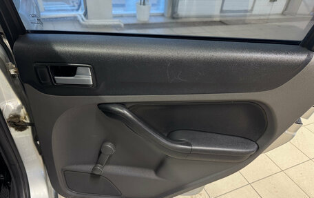 Ford Focus II рестайлинг, 2006 год, 360 000 рублей, 17 фотография