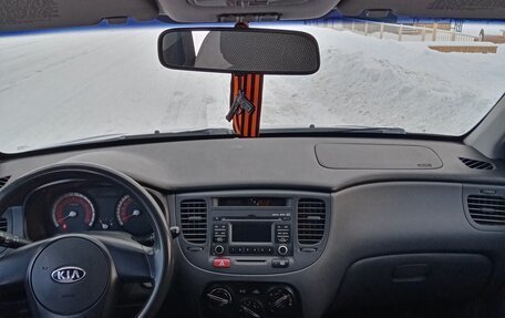 KIA Rio II, 2011 год, 600 000 рублей, 15 фотография