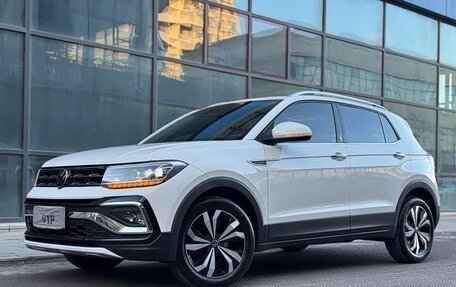 Volkswagen T-Cross I, 2022 год, 1 500 000 рублей, 2 фотография